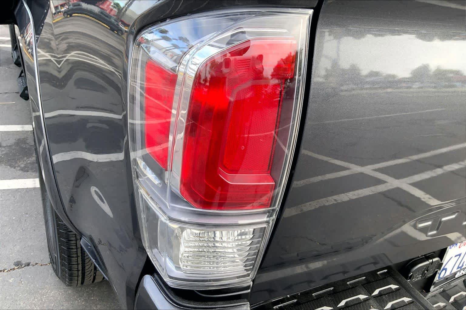 Used 2023 Toyota Tacoma TRD Sport AWD/4WD image 28