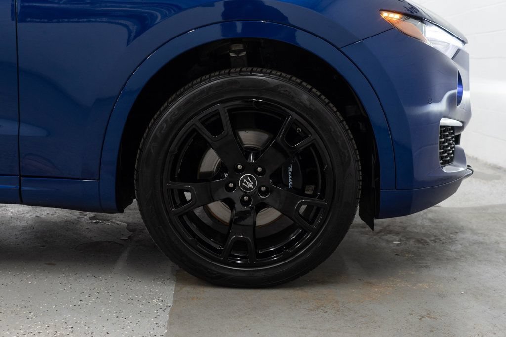 Used 2022 Maserati Levante GT AWD/4WD image 33
