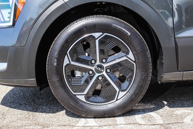 Certified 2025 Kia Niro EX FWD image 13