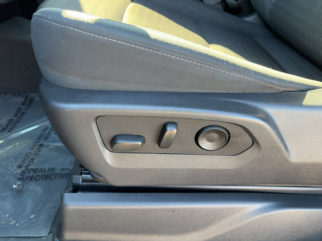 Used 2025 GMC Sierra 1500 Pro w/ Pro Value Package image 9