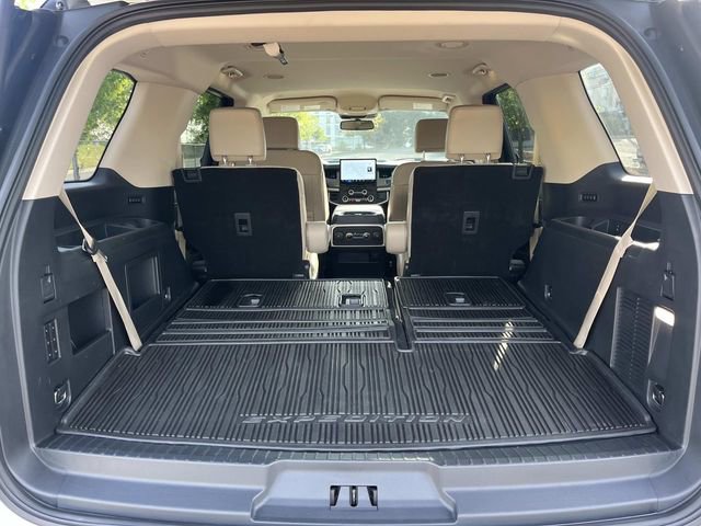 Used 2022 Ford Expedition XLT image 22