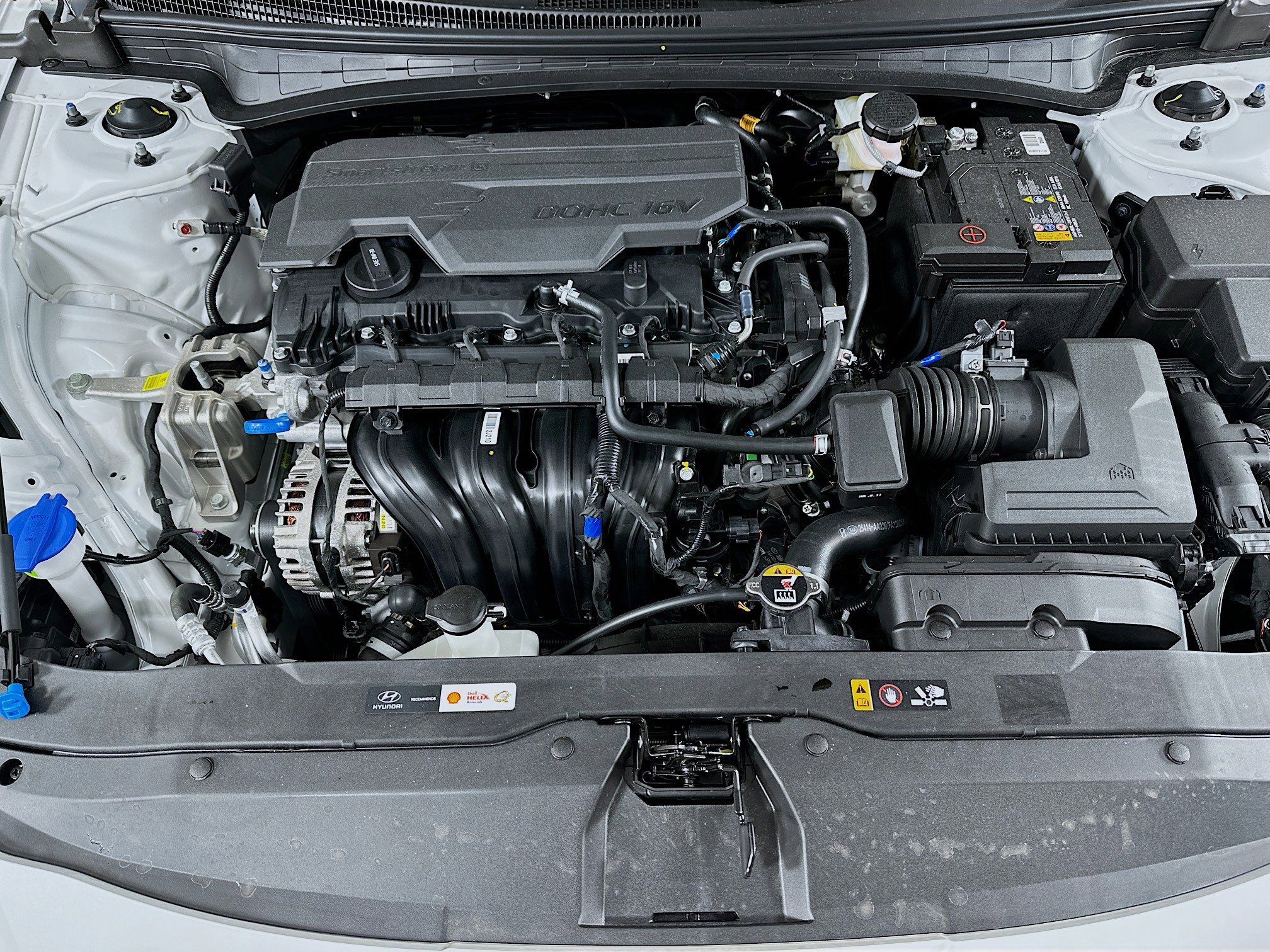 New 2026 Hyundai Elantra Sport image 27