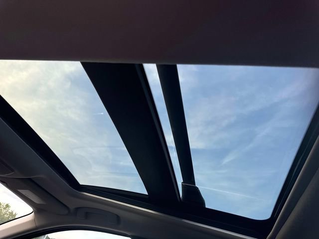 New 2025 Nissan Kicks SV w/ SV Premium Package image 21