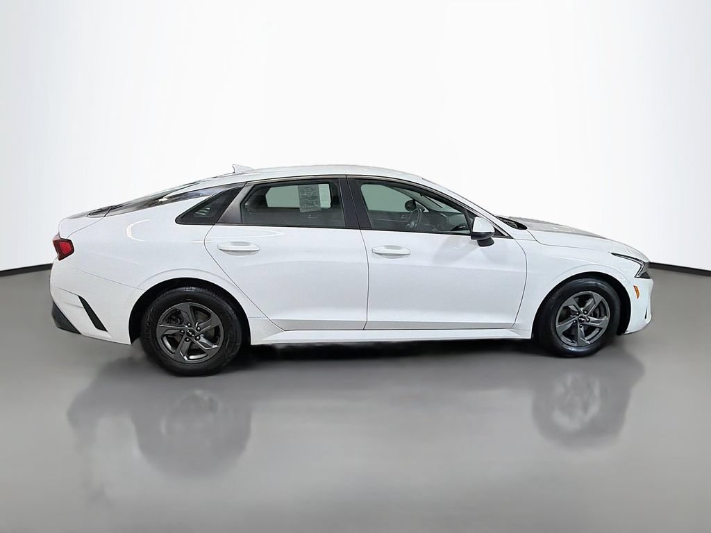 Used 2022 Kia K5 LX FWD image 10