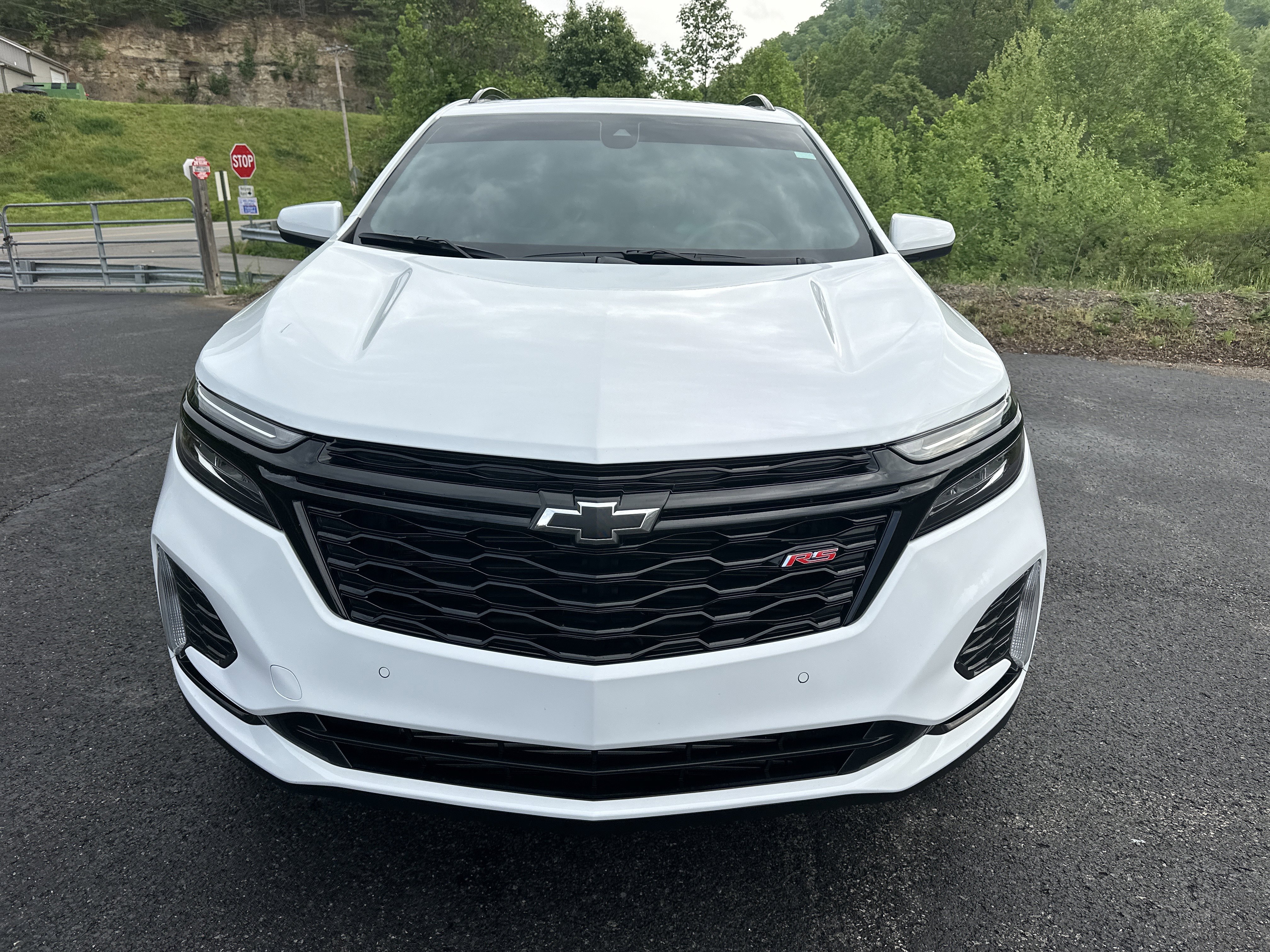 Used 2024 Chevrolet Equinox RS AWD/4WD image 6