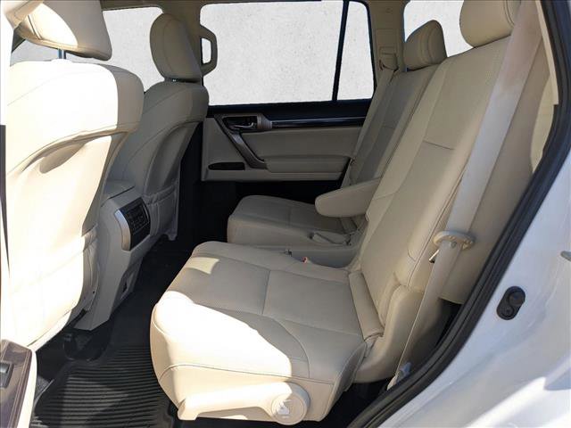 Used 2020 Lexus GX 460 Premium image 19
