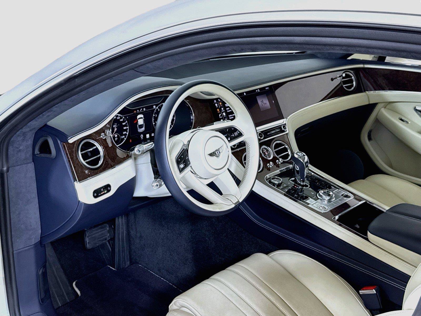 Used 2022 Bentley Continental GT AWD/4WD image 15