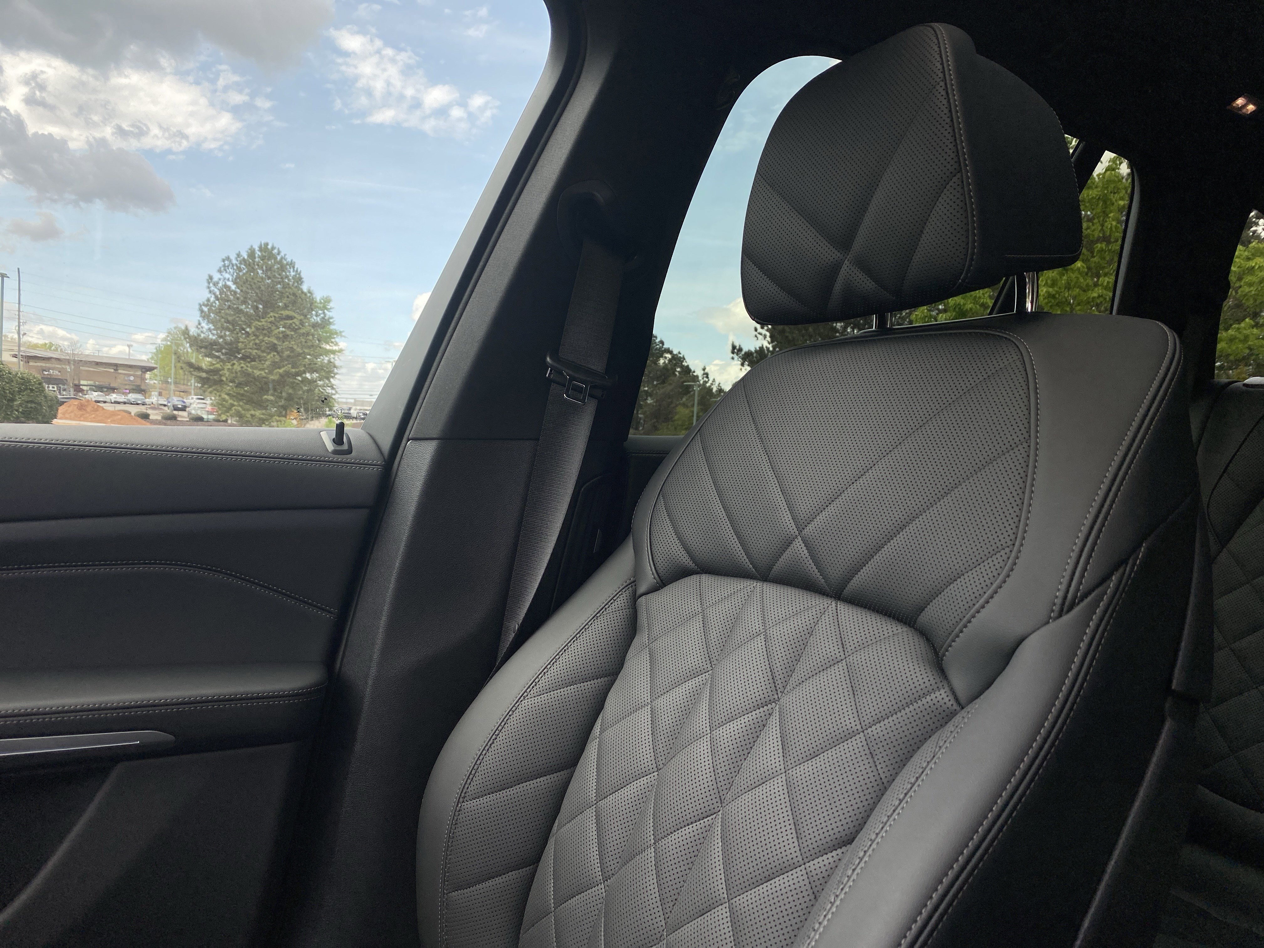 Used 2026 BMW X5 M60i image 44