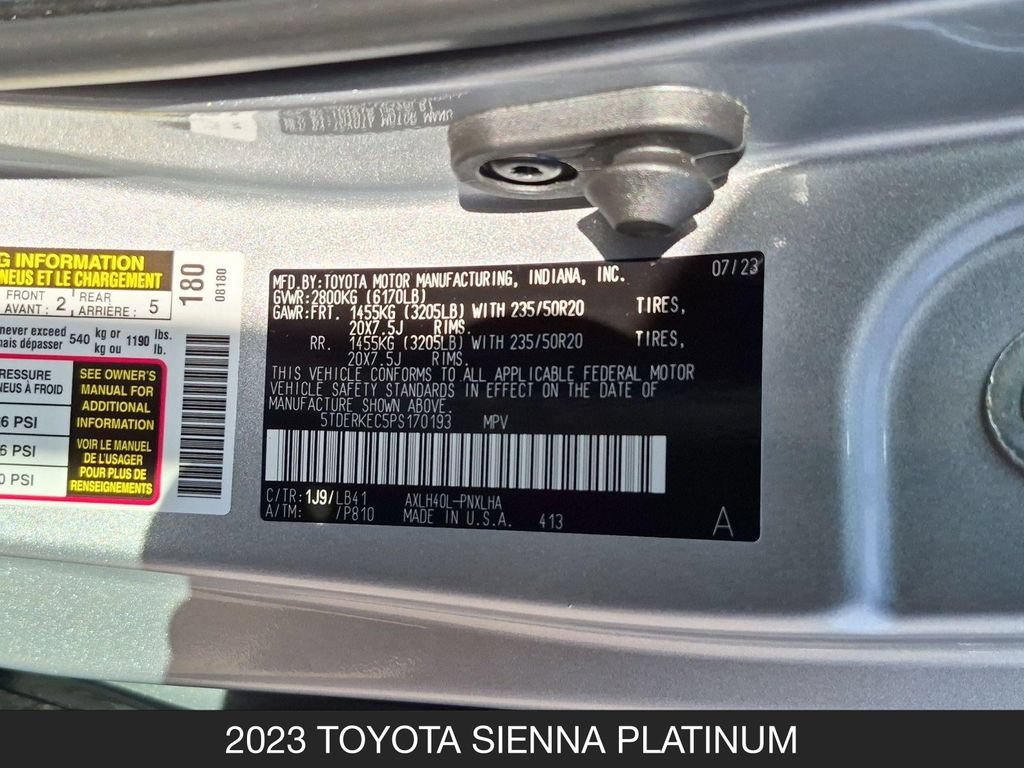 Used 2023 Toyota Sienna Platinum FWD image 27