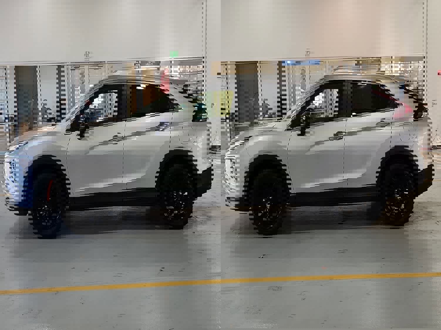 Used 2023 Mitsubishi Eclipse Cross LE image 5