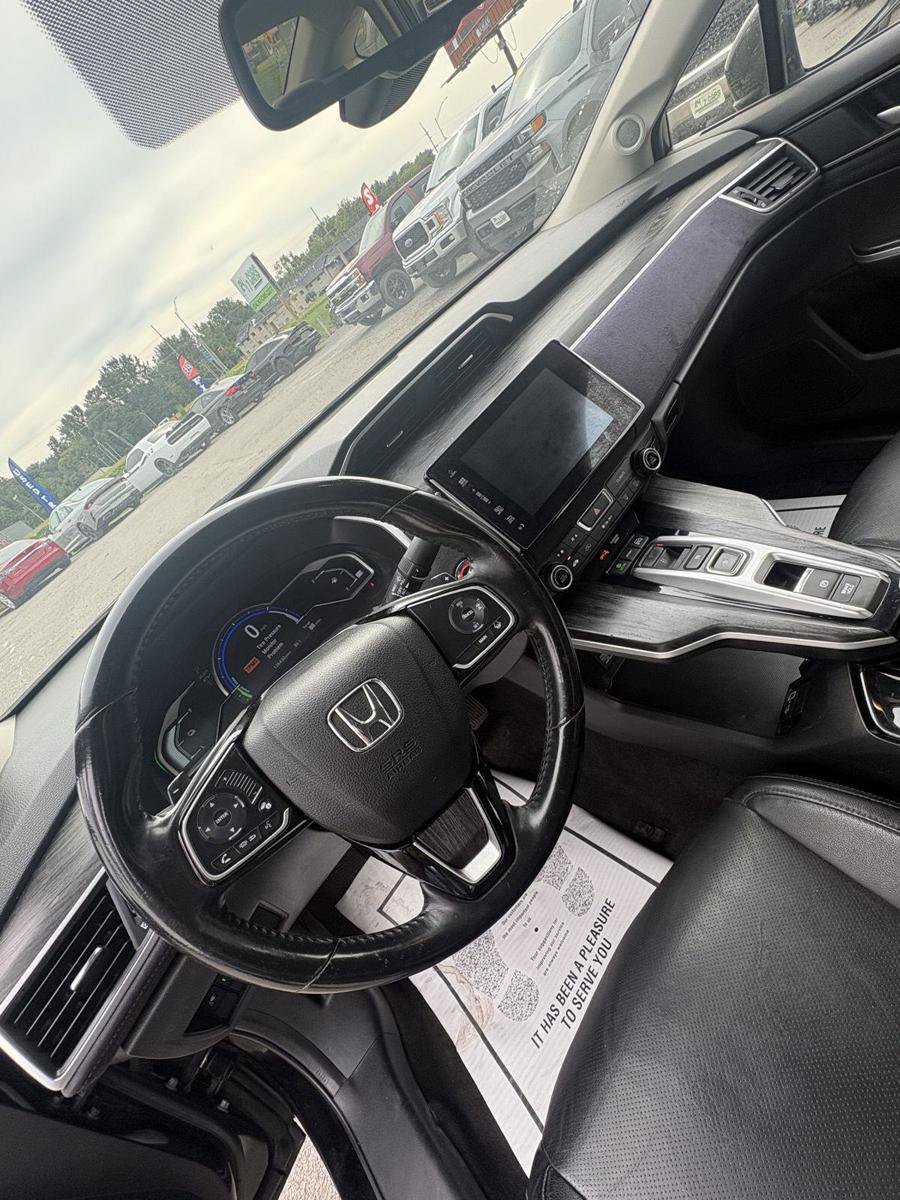 Used 2018 Honda Clarity Touring image 6
