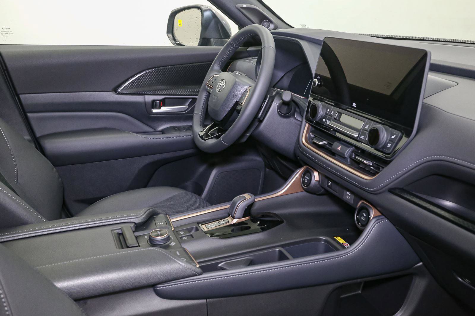 New 2026 Toyota Grand Highlander AWD Hybrid image 16