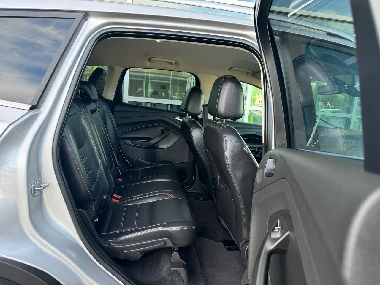 Used 2017 Ford Escape Titanium FWD image 13