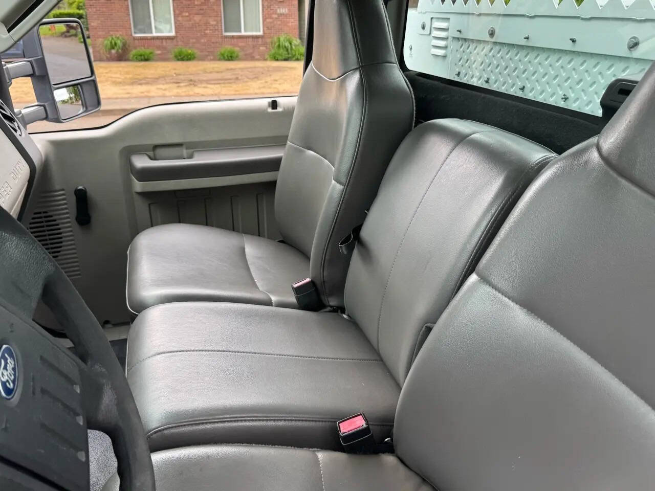 Used 2010 Ford F550 4x4 Regular Cab Super Duty image 13