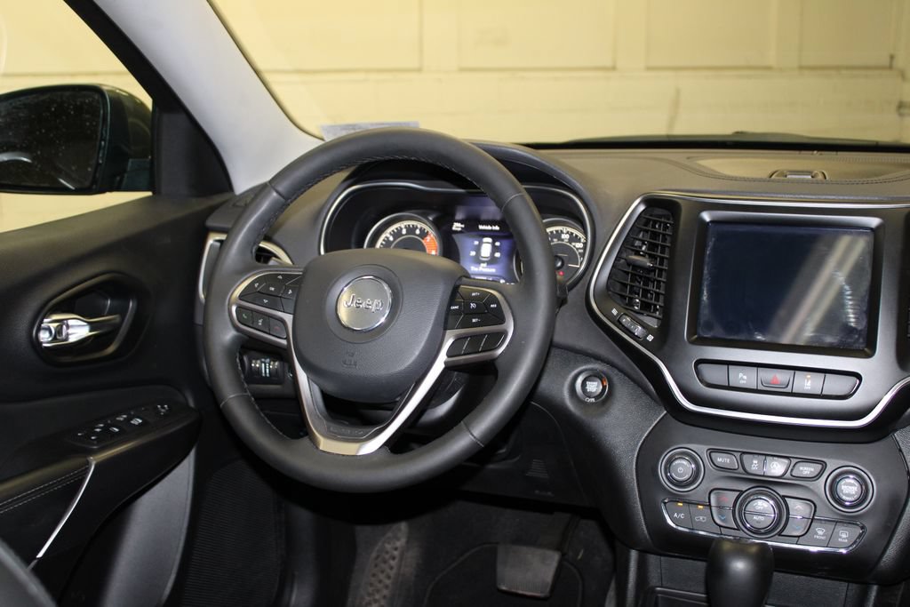 Certified 2021 Jeep Cherokee Latitude Lux w/ Sun & Sound Group AWD/4WD image 14