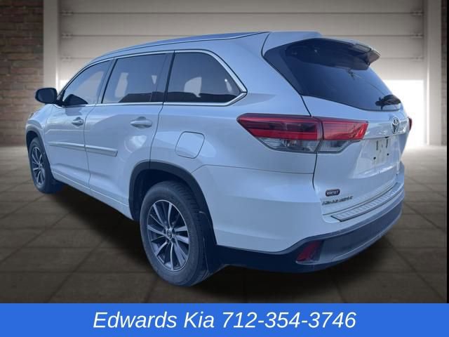 Used 2018 Toyota Highlander XLE w/ Protection Package #3 image 8