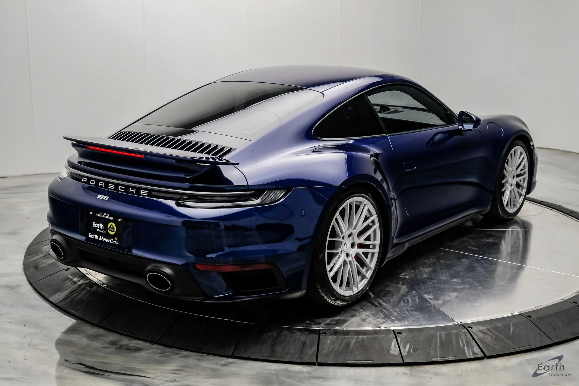 Used 2021 Porsche 911 Turbo image 18