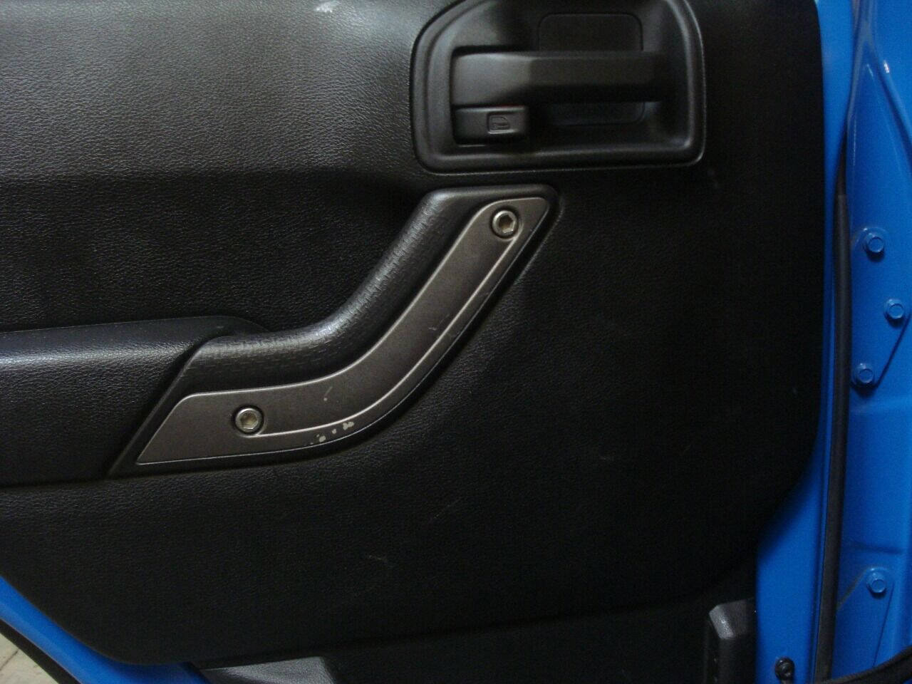 Used 2011 Jeep Wrangler Unlimited Sport image 34