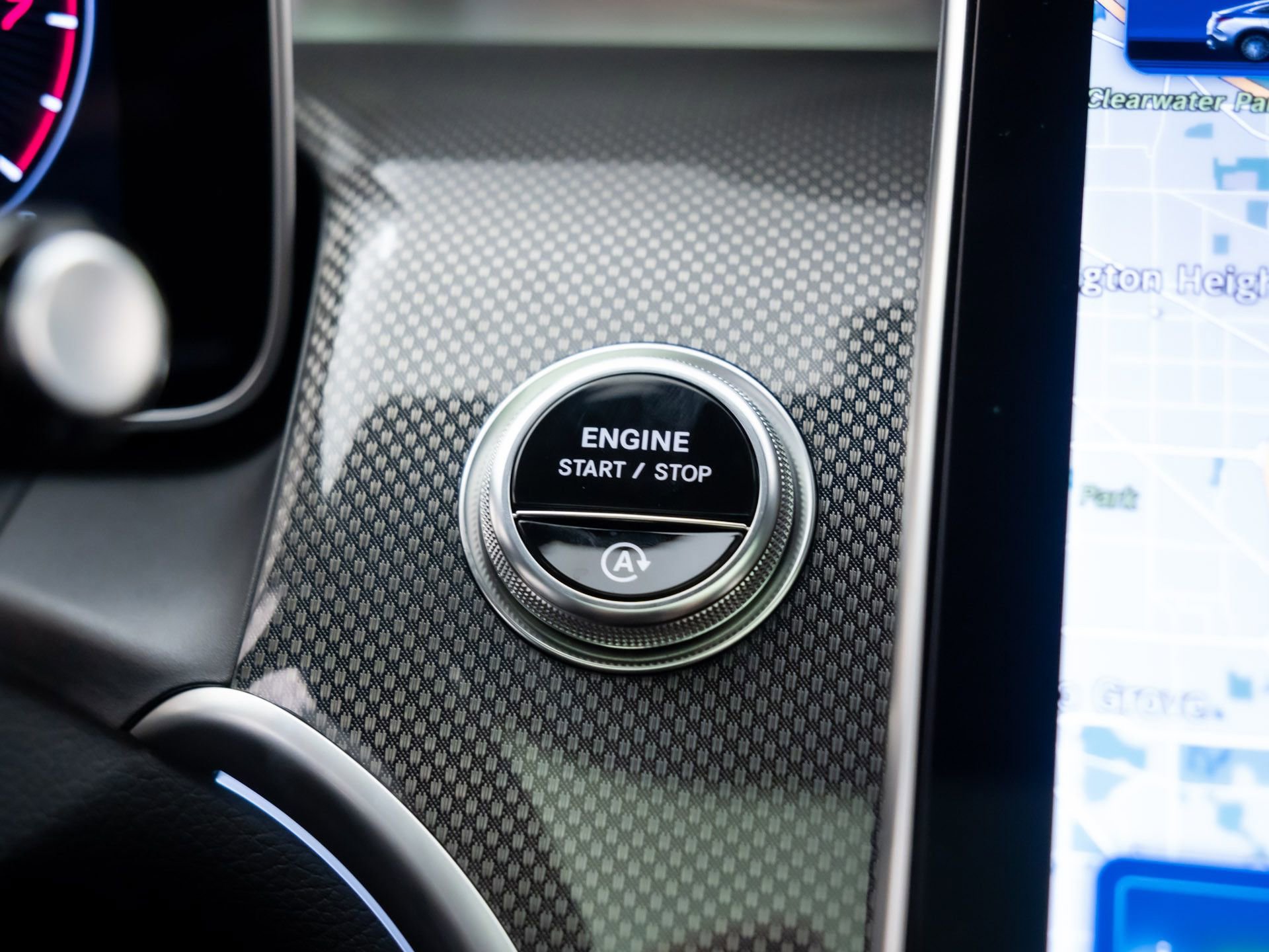 New 2025 Mercedes-Benz GLC 300 4MATIC image 24