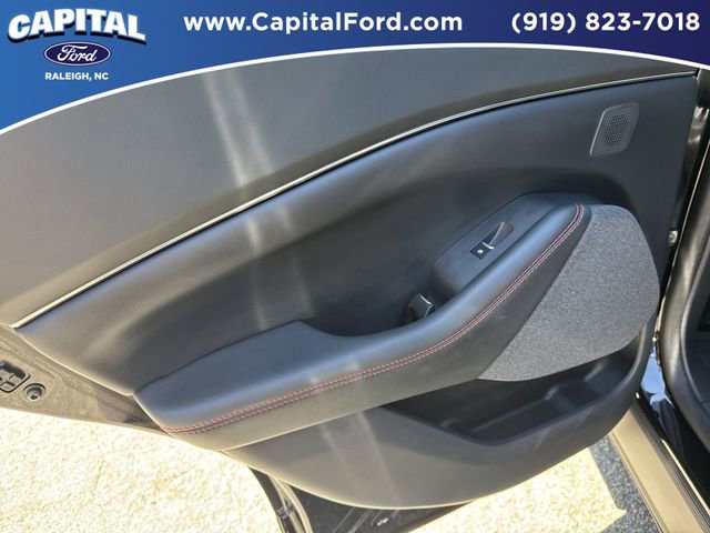 Certified 2025 Ford Mustang Mach-E Premium w/ Sport Appearance Package AWD/4WD image 17