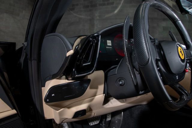 Used 2021 Ferrari Roma image 11