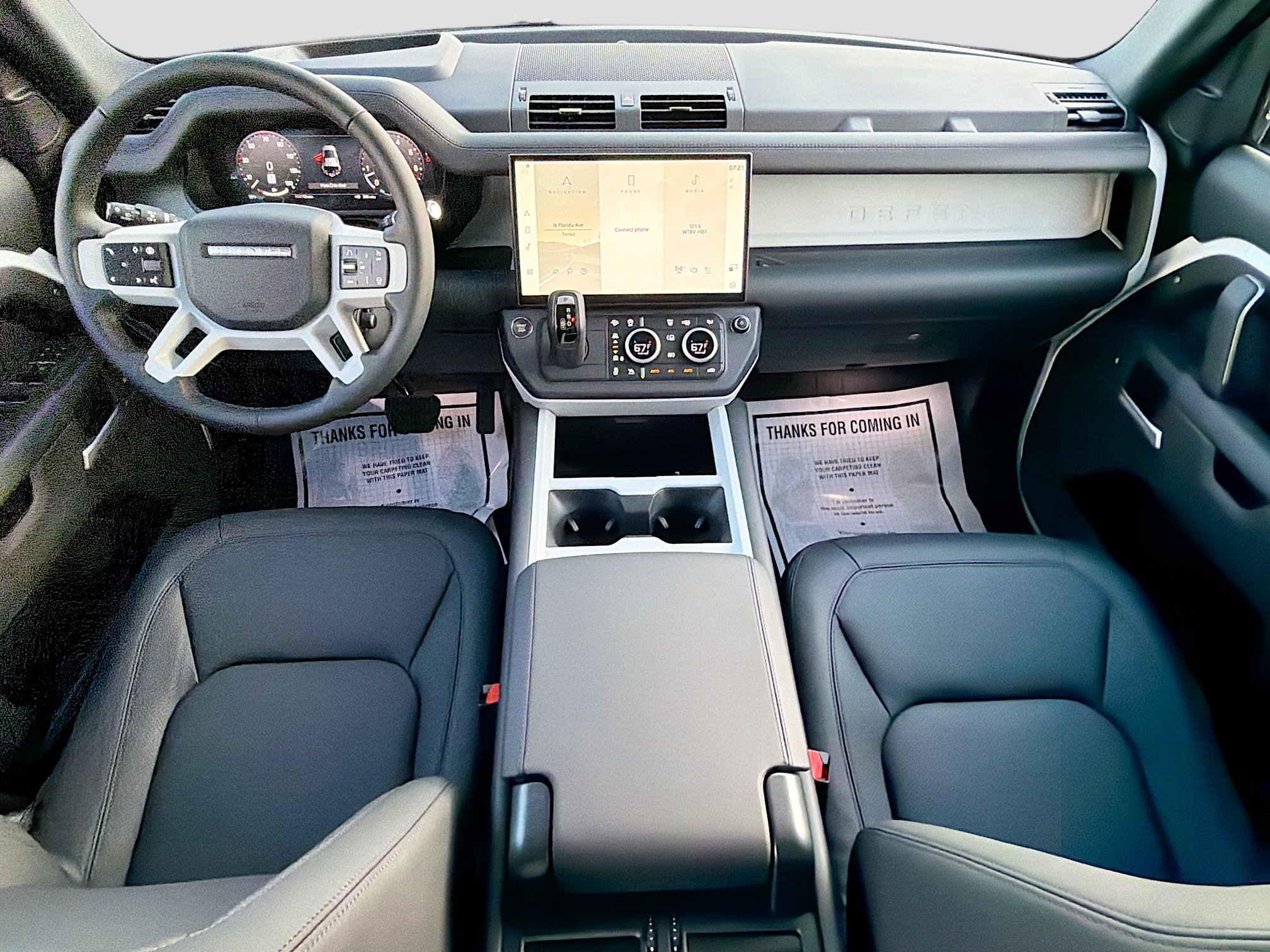 New 2026 Land Rover Defender 110 X-Dynamic SE AWD/4WD image 15