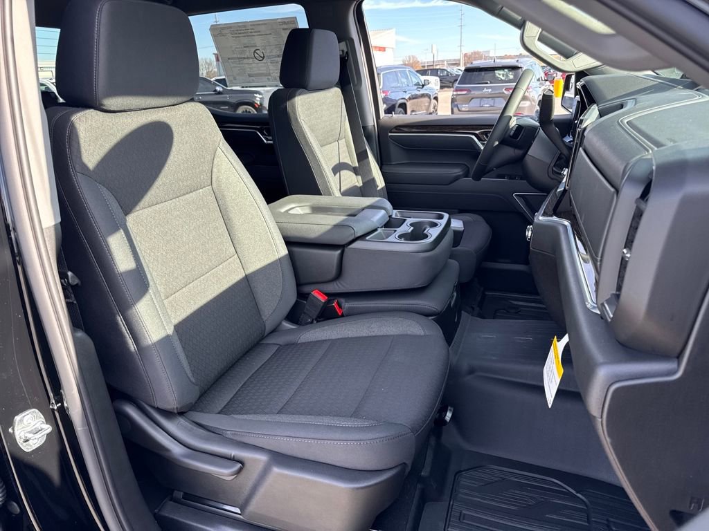 New 2026 GMC Sierra 1500 SLE image 14