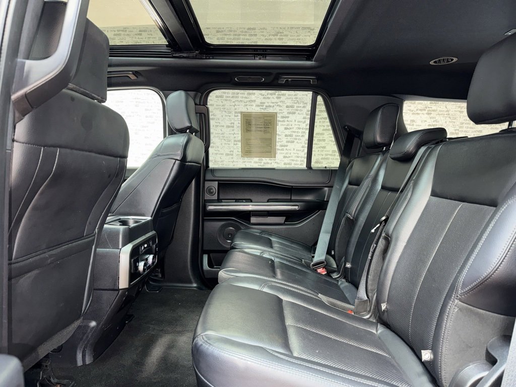 Used 2019 Ford Expedition XLT w/ Equipment Group 202A image 14