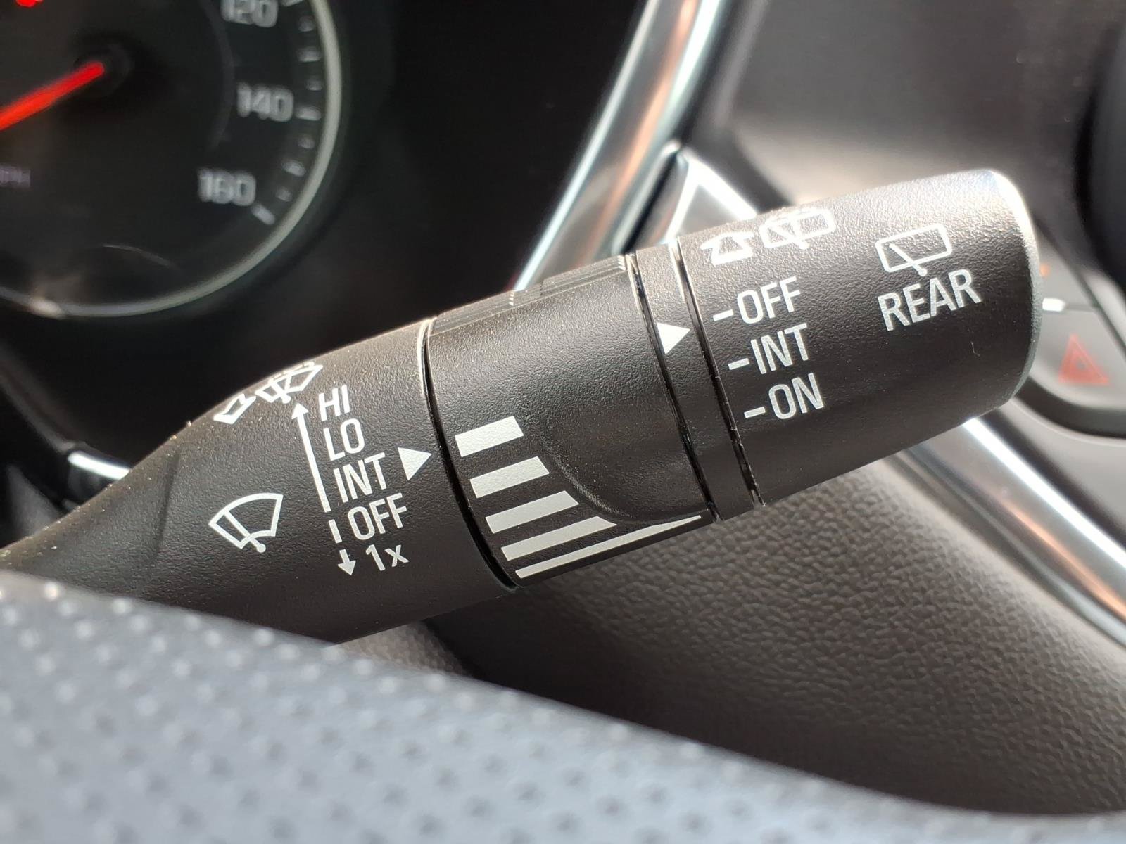 Used 2025 Chevrolet Blazer LT AWD/4WD image 28