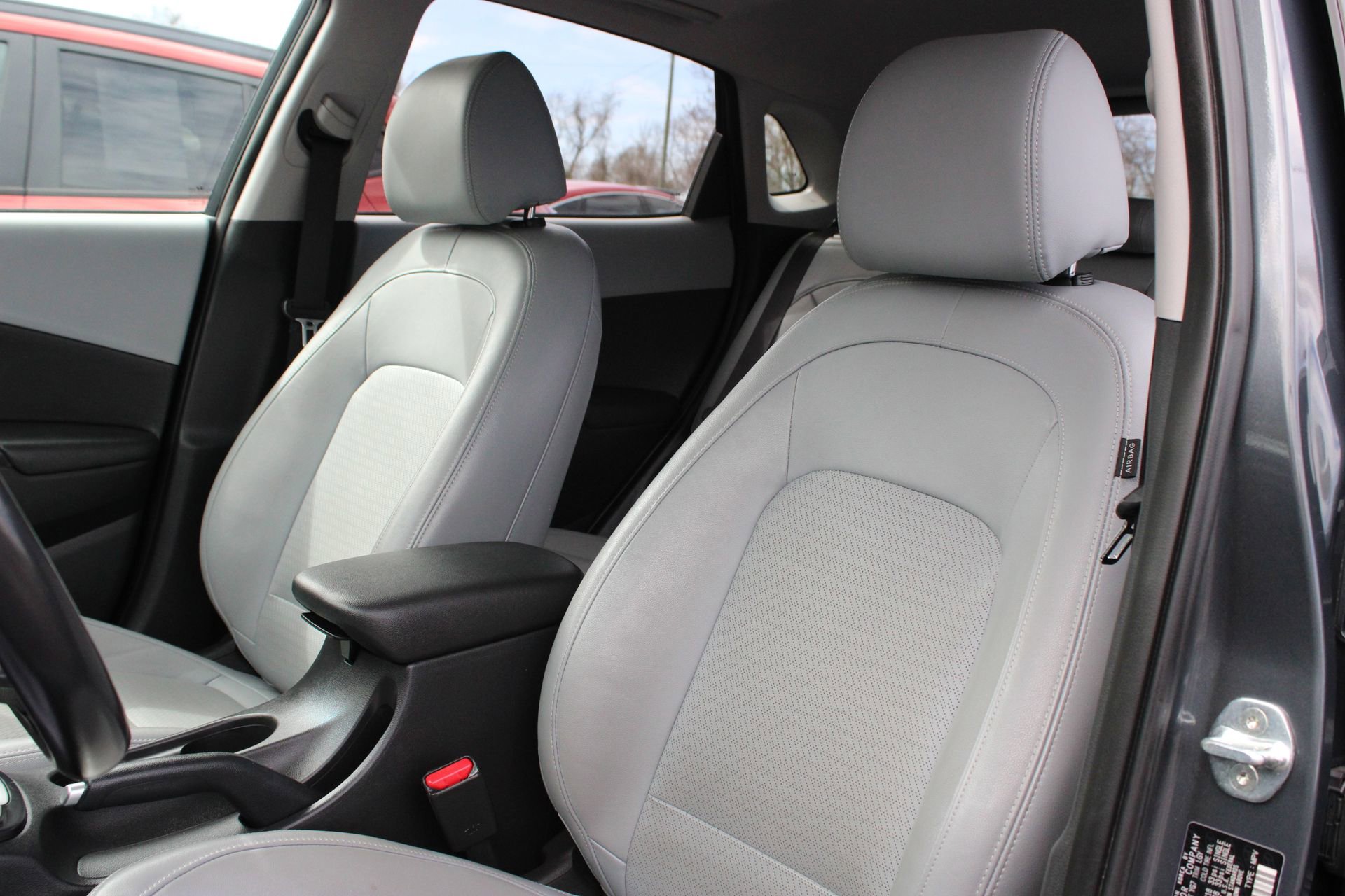 Used 2021 Hyundai Kona Limited image 16