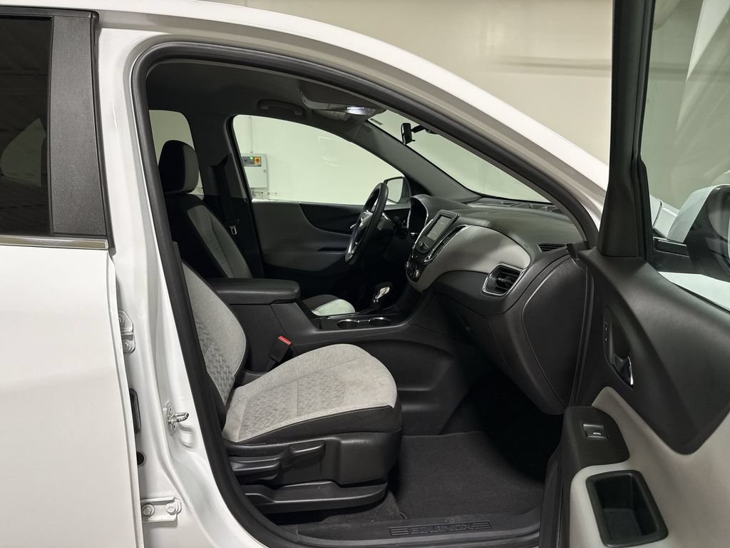 Used 2022 Chevrolet Equinox LT AWD/4WD image 21