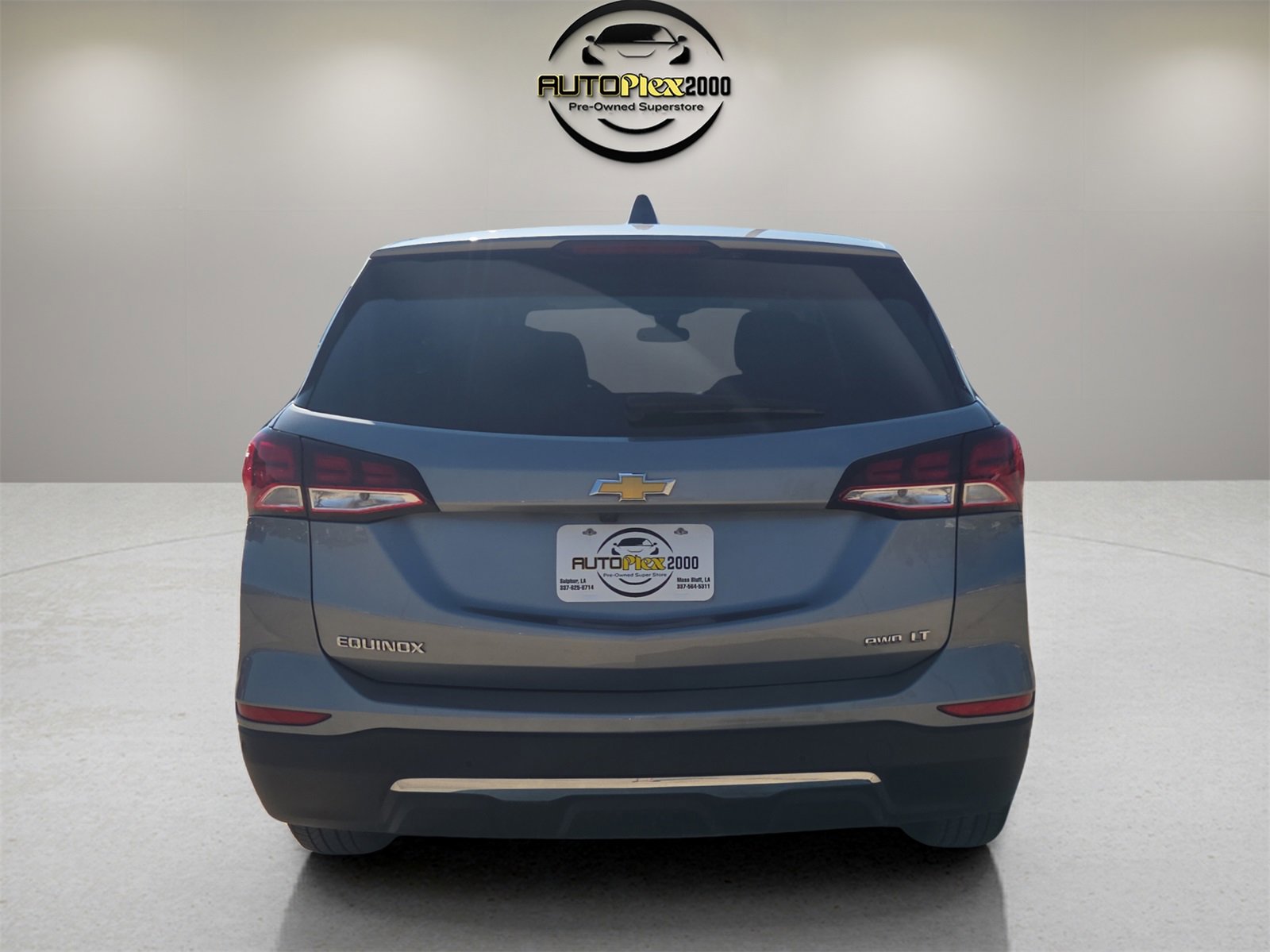 Used 2023 Chevrolet Equinox LT w/ Driver Convenience Package image 6