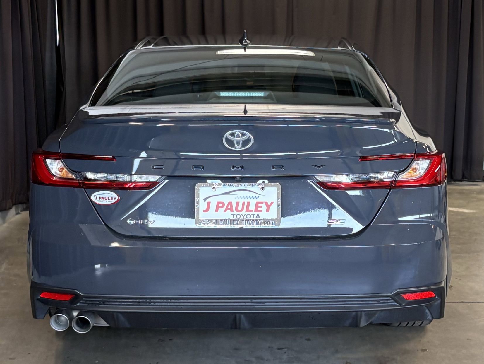 Used 2025 Toyota Camry SE FWD image 28