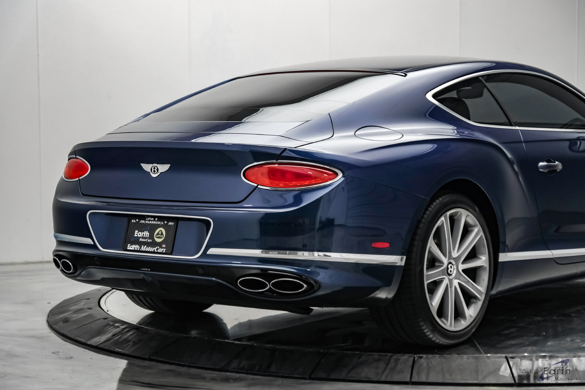 Used 2020 Bentley Continental GT V8 First Edition AWD/4WD image 17