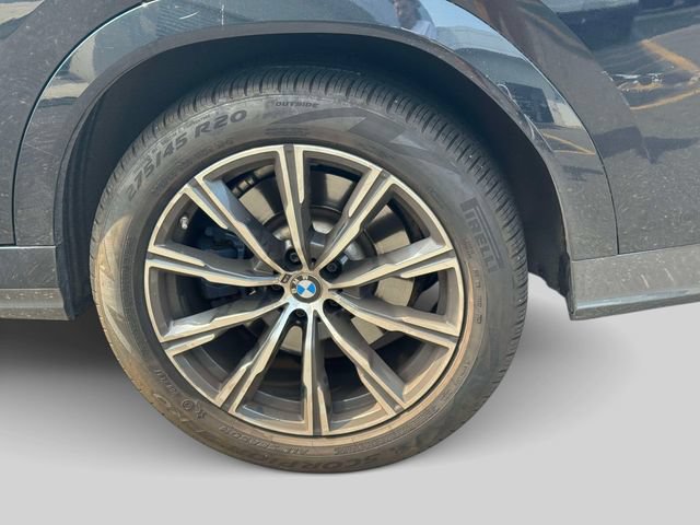 Used 2021 BMW X6 M50i w/ Executive Package AWD/4WD image 9