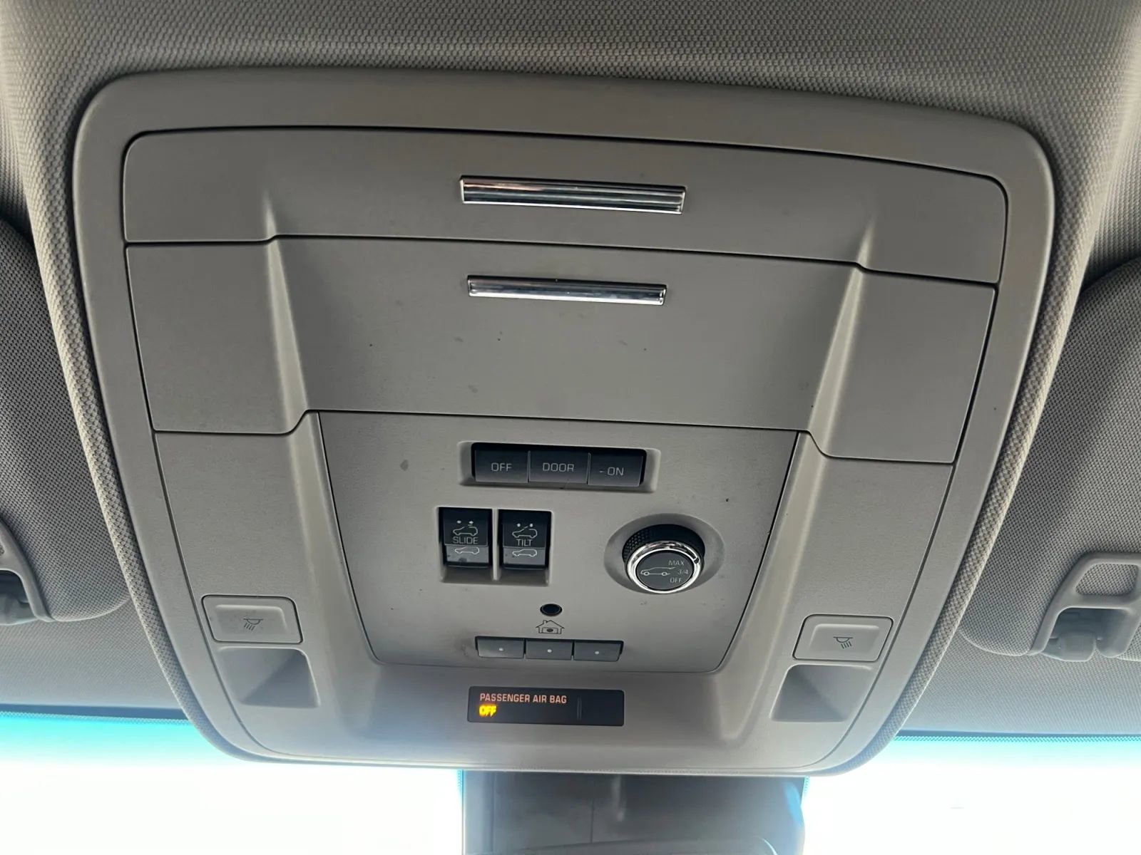 Used 2018 Chevrolet Tahoe LT image 48