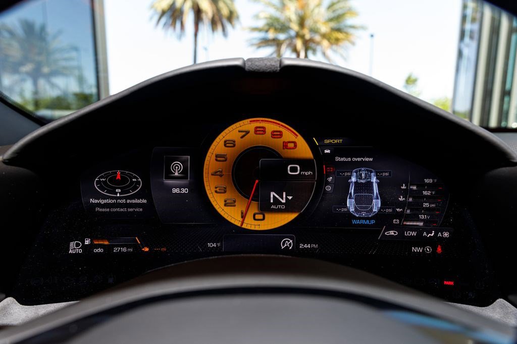 Used 2022 Ferrari Roma RWD image 34