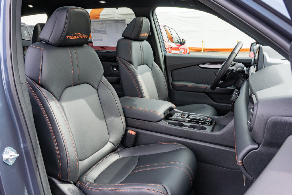 New 2026 Honda Pilot TrailSport image 18