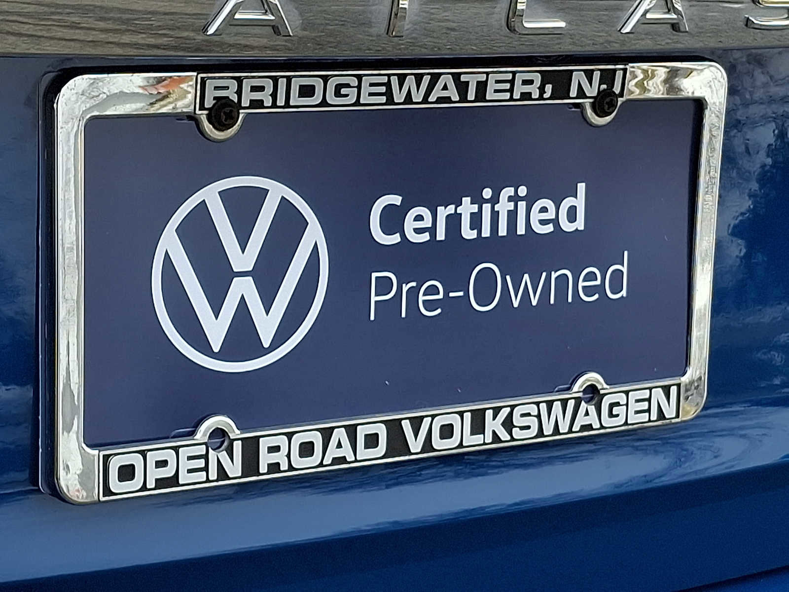 Used 2025 Volkswagen Atlas SEL Premium R-Line image 31