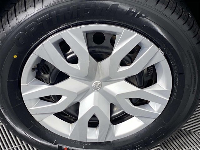 Used 2023 Toyota Corolla Cross L image 29