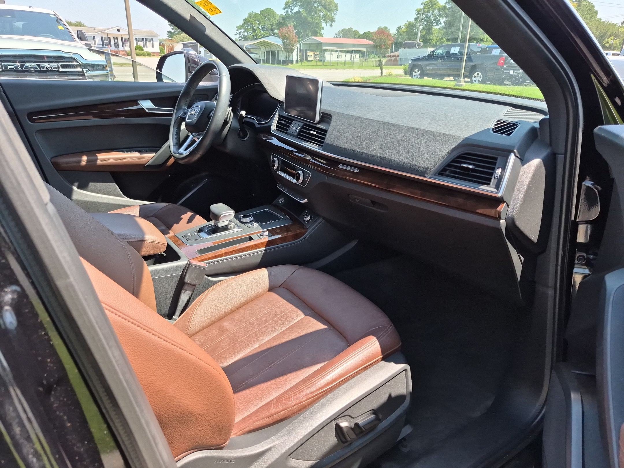 Used 2020 Audi Q5 2.0T Premium Plus AWD/4WD image 24
