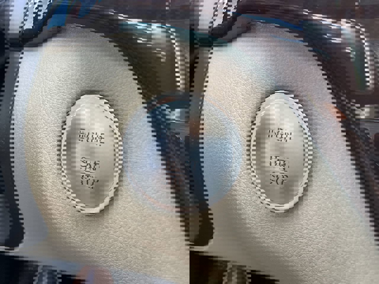 Used 2019 Mercedes-Benz GLS 450 4MATIC image 17