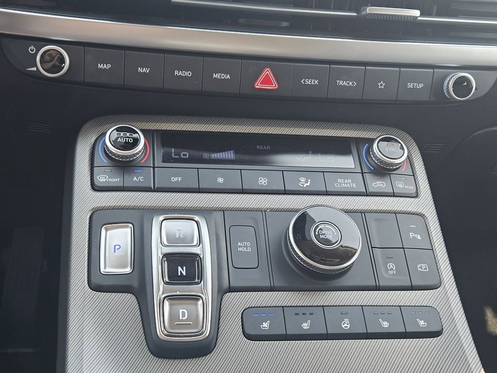 Used 2024 Hyundai Palisade SEL FWD image 23