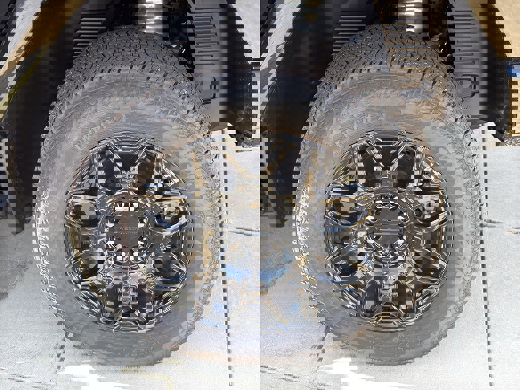 New 2025 GMC Hummer EV 2X image 31