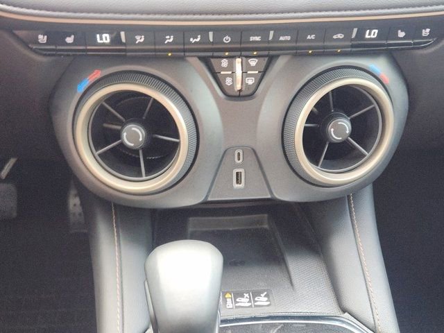 Used 2023 Chevrolet Blazer Premier w/ Driver Confidence II Package image 22