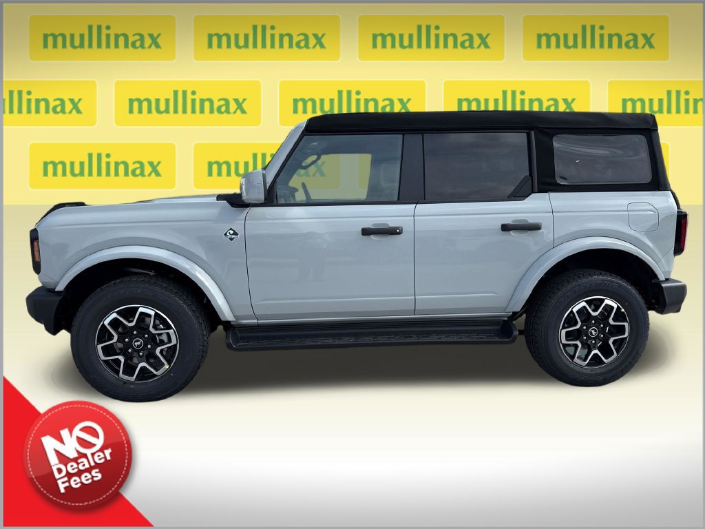 New 2026 Ford Bronco Outer Banks AWD/4WD image 2
