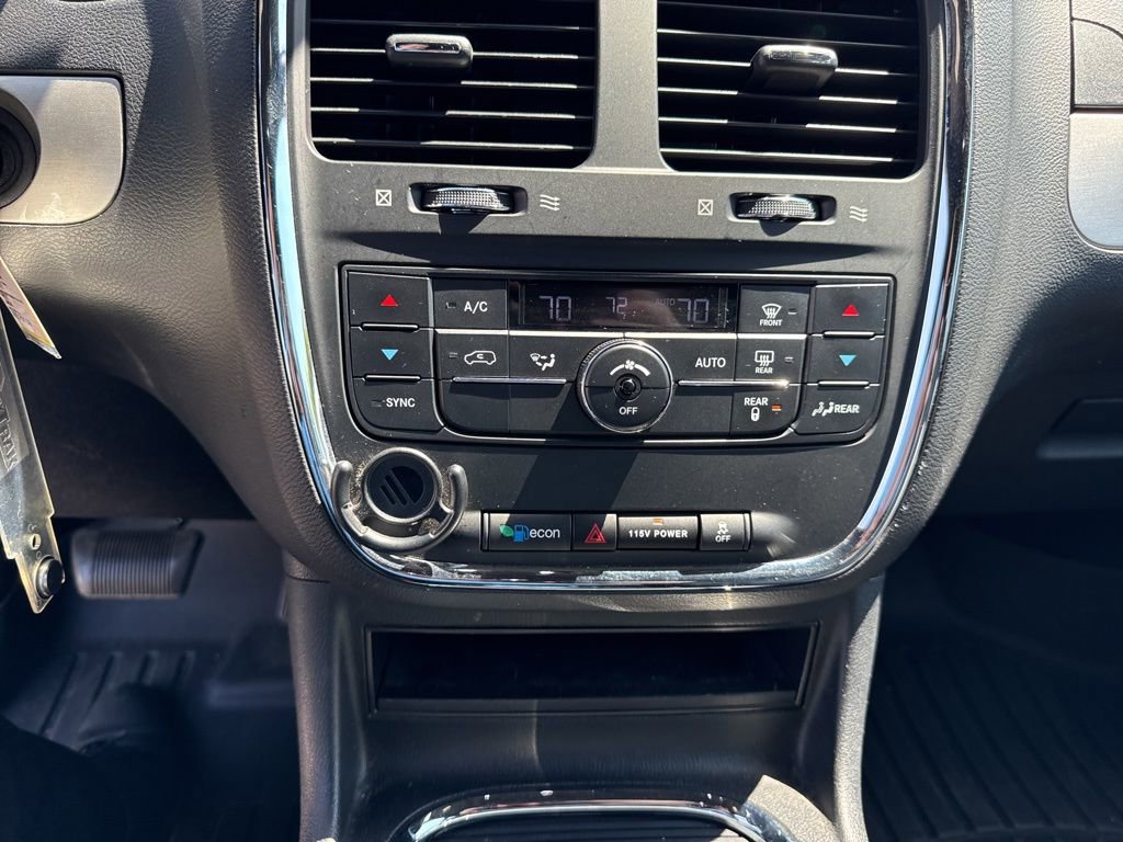 Used 2016 Dodge Grand Caravan R/T FWD image 19