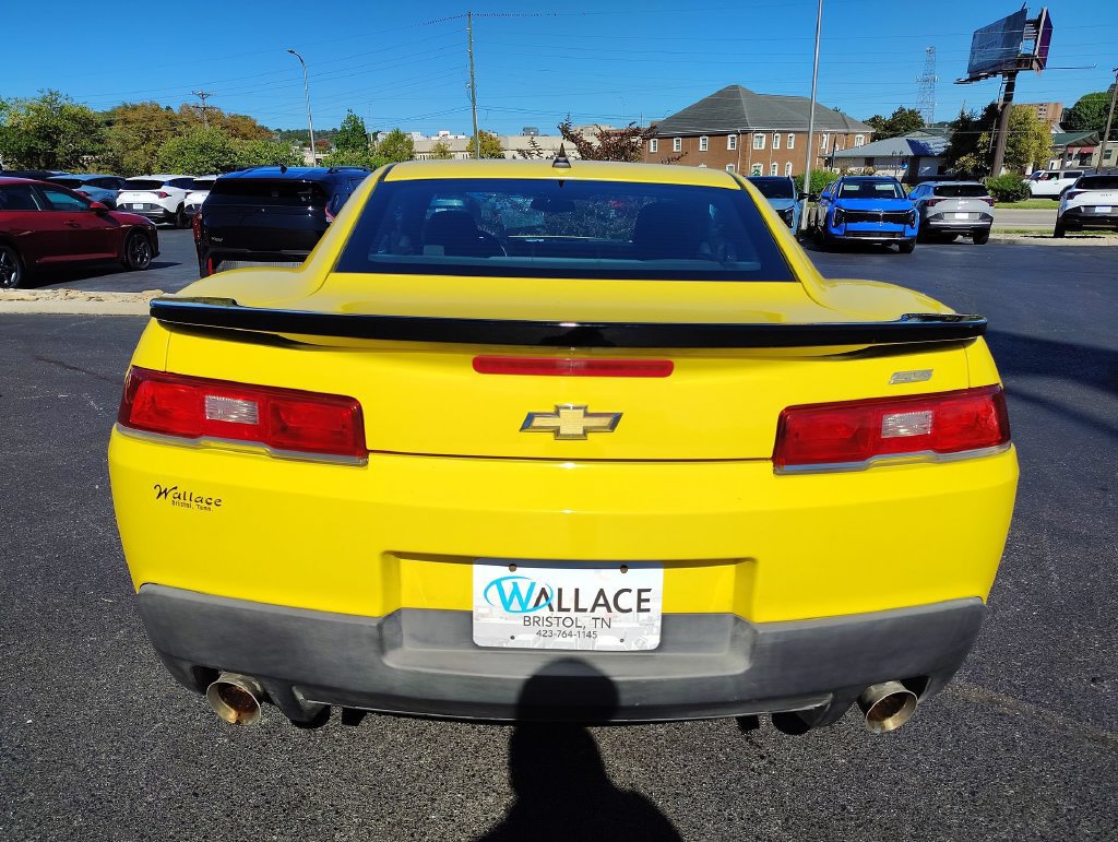 Used 2015 Chevrolet Camaro SS RWD image 5