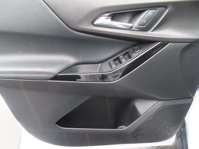 Used 2025 Chevrolet Equinox LT AWD/4WD image 11