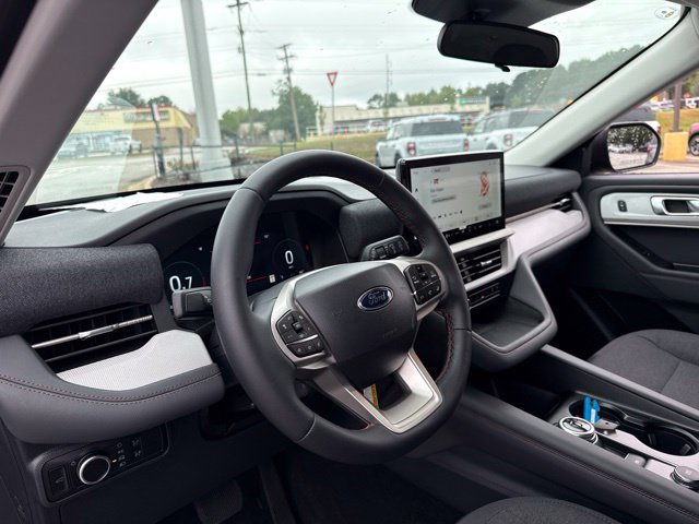 New 2026 Ford Explorer Active RWD image 30